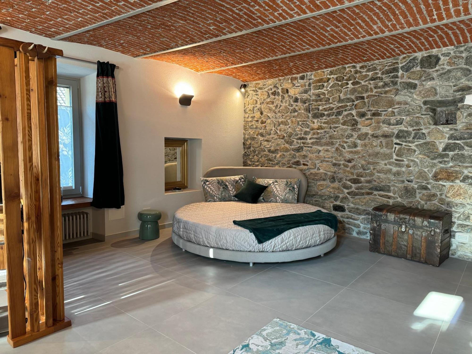 Le Relais Du Bourg Chambres De Charme Wellnes Donnaz ภายนอก รูปภาพ